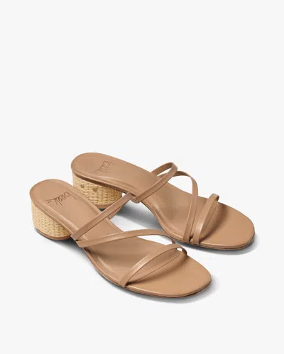 Beek Roselle - Beach, Beach, Leather