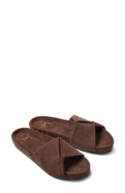 Beek Tori Slide Sandal In Pecan