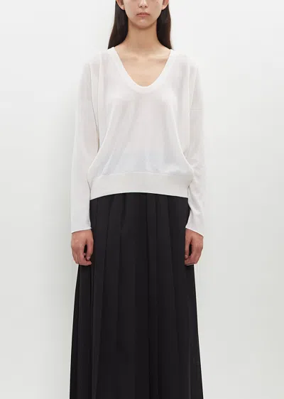 Begg X Co Aarons Scoop V Sweater In Ice White