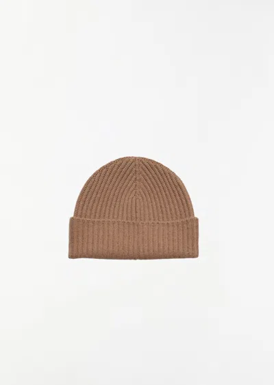 Begg X Co Alex Beanie In Caramel