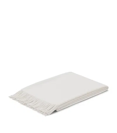 Begg X Co Cashmere Arran Throw Blanket In White