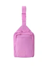 Beis Sport Sling In 鲜红色