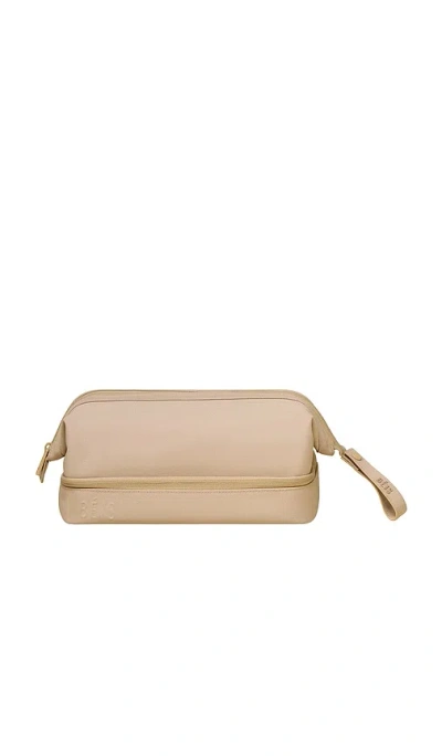 Beis The Dopp Kit In Beige