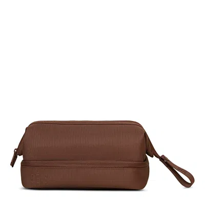 Beis The Dopp Kit In Maple In Brown