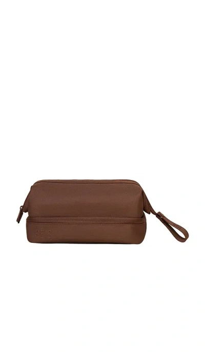 Beis The Dopp Kit In Maple