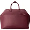 Beis The Essential Weekender Bag In Burgundy