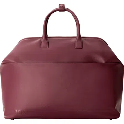 Beis Béis The Essential Faux Leather Weekend Bag In Burgundy