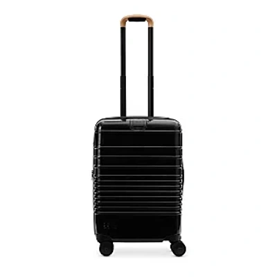 BEIS BEIS THE GLOSSY CARRY ON ROLLER SUITCASE IN BLACK