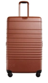 Beis 26-inch Rolling Spinner Suitcase In Brown