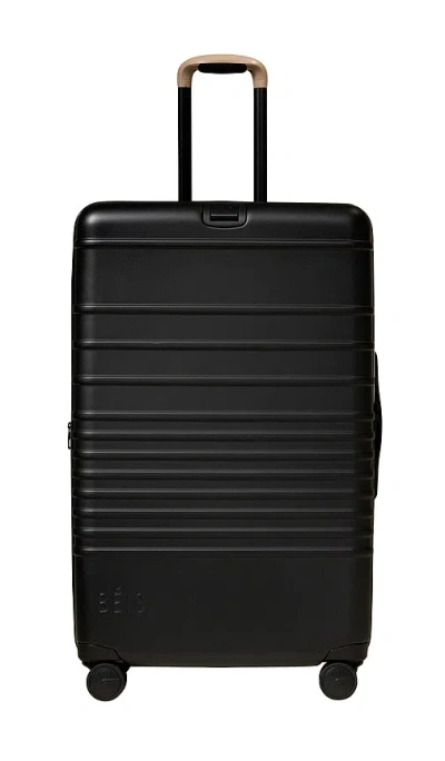 Beis The Large Check-in Roller In Black