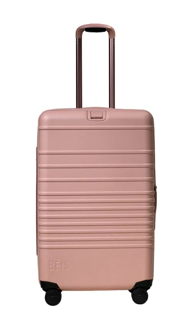 Beis The Medium Check-in Roller In Atlas Pink