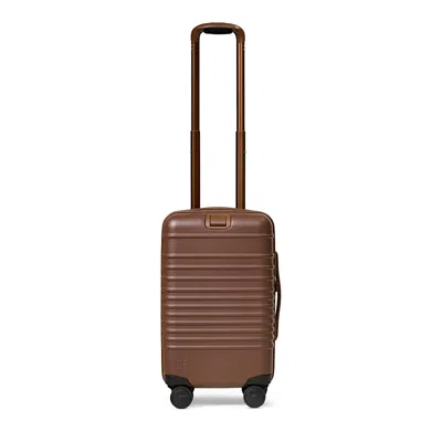 Beis The Small Carry-on Roller In Maple In Brown