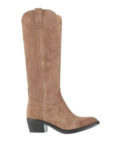 Belang Woman Boot Light Brown Size 7 Leather In Sand