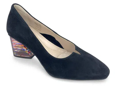 Bella Comforto Women's  Eve Pump In Black In Blue