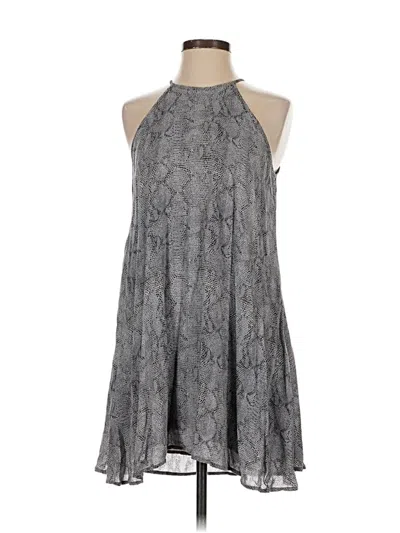 Pre-owned Bella Dahl Casual Dress In Gray