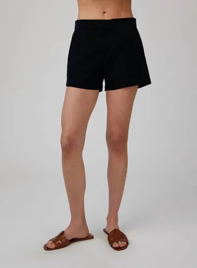 Bella Dahl Catalina Clean Front Short In Black