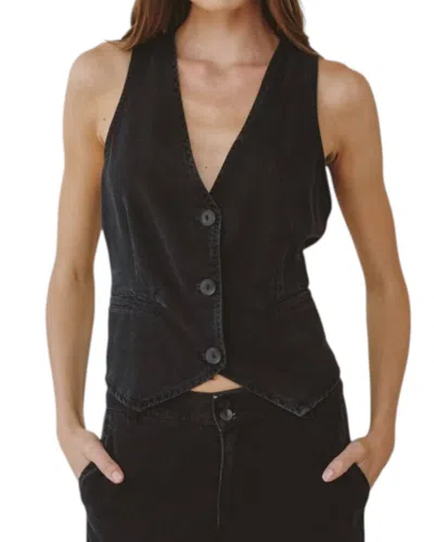 Bella Dahl Cinch Back Vest In Dark Graphite Wash In Black