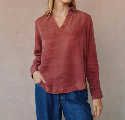 Bella Dahl Clean Front Pullover In Ruby Dusk In Red