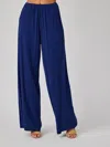 Bella Dahl Clean Wide Leg Pant In Navy Coast In Multi