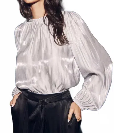 Bella Dahl Elastic Liquid Shirred Top In White Shimmer In Multi