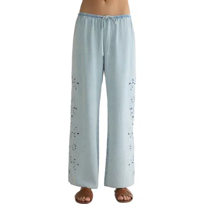 BELLA DAHL BELLA DAHL EMBROIDERED EYELET BEACH PANTS