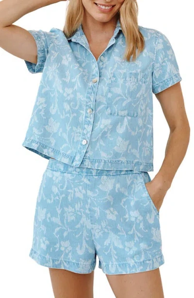 Bella Dahl Short Sleeve Pocket Button Down Shirt In Vintage Fleur In Blue