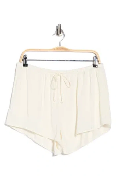 Bella Dahl Flowy Shorts In White
