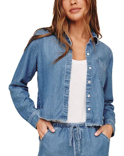 Bella Dahl Fray Hem Cropped Button Down Shirt In Blue