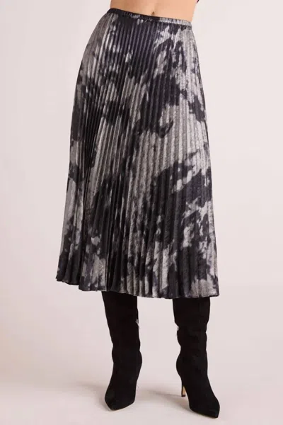 Bella Dahl Abstract Print Hand Pleated Midi Skirt In Silver Dye Print