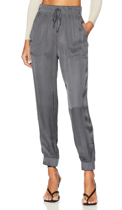 Bella Dahl High Waist Jogger In Smoke Shadow