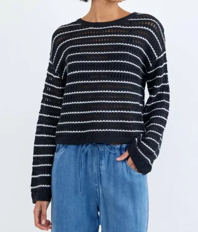 Bella Dahl Knit Crew Neck Sweater In Black In Green