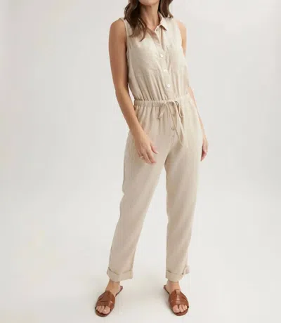 Bella Dahl Linen Pocket Jumpsuit In Sand