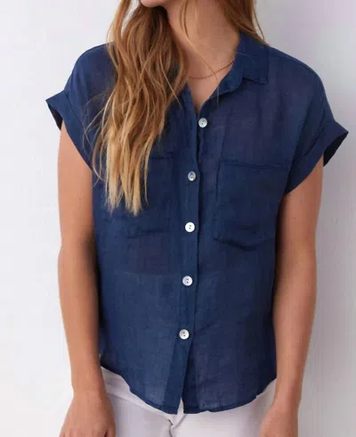 Bella Dahl Linen Two Pocket Short Sleeve Shirt In Navy