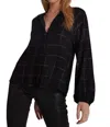 Bella Dahl Long Sleeve Shirred Raglan Top In Copper Shine Plaid In Multi