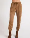 Bella Dahl Pocket Drawstring Jogger In Twilight Gold In Multi