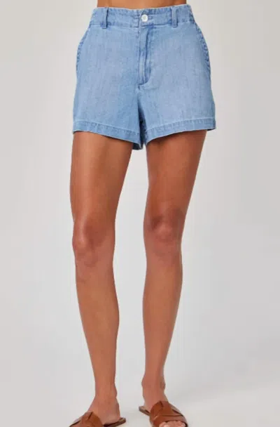Bella Dahl Playa Trouser Short In Vintage Denim Wash In Multi