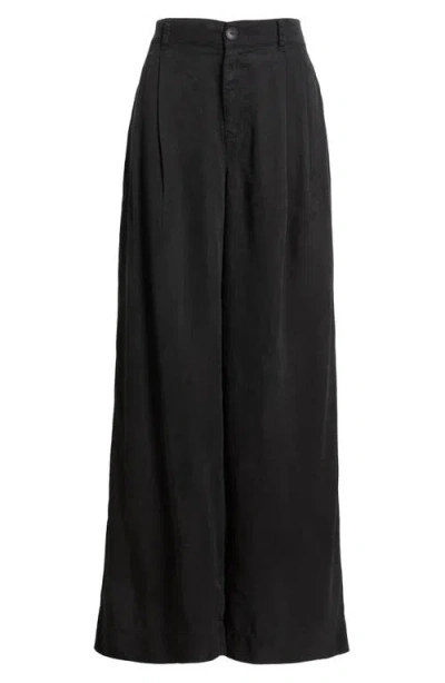 Bella Dahl Pleated Super Wide Leg Pants In Black