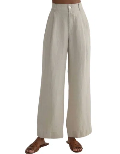 Bella Dahl Pleated Wide Leg Ankle Pant In Linen Sand