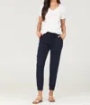 Bella Dahl Pocket Joggers In Blue