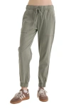 Bella Dahl Pocket Joggers In Green
