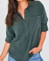 Bella Dahl Pullover Placket Shirt In Dark Forest In Multi