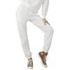 BELLA DAHL RELAXED JOGGER PANT IN WINTER WHITE