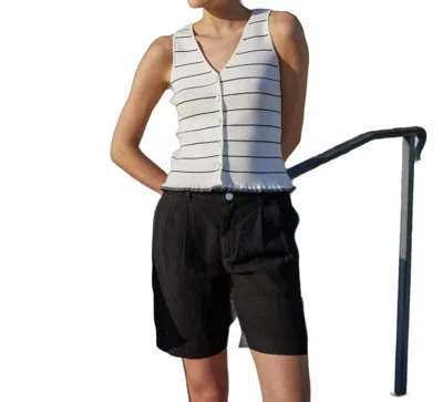 Bella Dahl Ruffle Hem Fitted Vest In Garden Party Stripe In White
