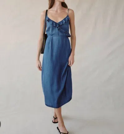 Bella Dahl Ruffle Midi Dress In Denim In Blue
