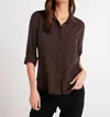 Bella Dahl Shirttail Button-up Shirt In Brown