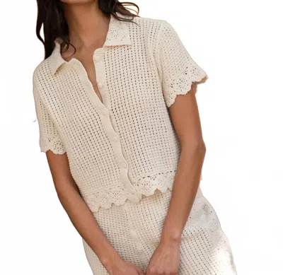 Bella Dahl Short Sleeve Crochet Button Down In Flower Bloom Ivory In Brown