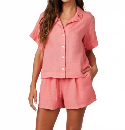Bella Dahl Short Sleeve Flowy Button Down Shirt In Camellia Coral In Pink