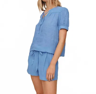 Bella Dahl Short Sleeve Flowy Pullover Top In Ocean Blue