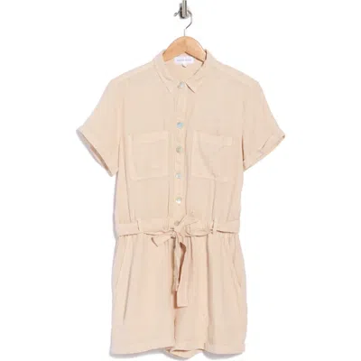 Bella Dahl Short Sleeve Linen Romper In Sand
