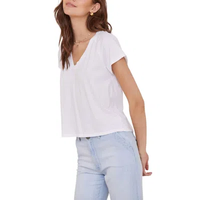 Bella Dahl Short Sleeve Raglan V-tee In White